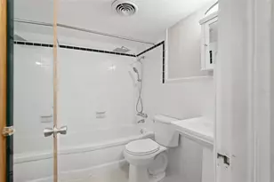 5664 40th Terrace N, Kenneth City, FL 33709 - Photo 9