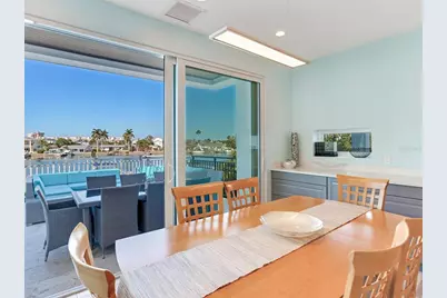 208 171st Avenue E, North Redington Beach, FL 33708 - Photo 19