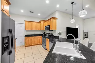 1239 Vista Way, Clearwater, FL 33755 - Photo 23