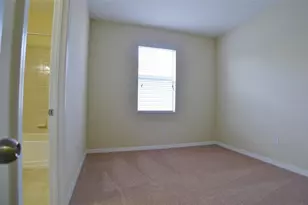 926 Meadow Glade Dr, Ruskin, FL 33570 - Photo 9