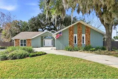 204 SE 2nd Avenue, Crystal River, FL 34429 - Photo 3