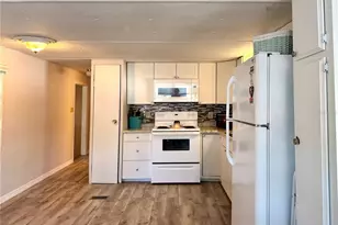 308 S Port Royal Ln, Apollo Beach, FL 33572 - Photo 7