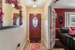 1410 Viola Dr, Brandon, FL 33511 - Photo 9