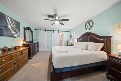 8227 Denise Drive E, Seminole, FL 33777 - Photo 21