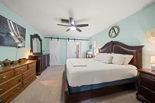 8227 Denise Dr E, Seminole, FL 33777 - Photo 21