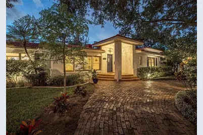 2200 2nd Street N, Saint Petersburg, FL 33704 - Photo 1