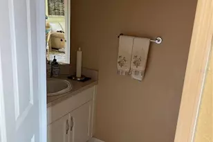 8572 Sweet Magnolia Pl, Seminole, FL 33777 - Photo 27