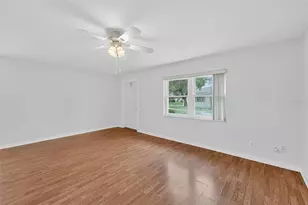 1902 Andover St, Sun City Center, FL 33573 - Photo 5