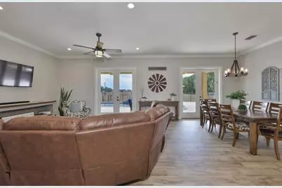 7510 Lithia Pinecrest Road, Lithia, FL 33547 - Photo 13