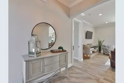 7510 Lithia Pinecrest Road, Lithia, FL 33547 - Photo 11