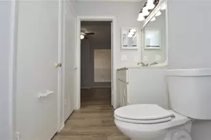 8722 Mallard Reserve Dr, Tampa, FL 33614 - Photo 31