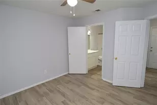 8722 Mallard Reserve Dr, Tampa, FL 33614 - Photo 25