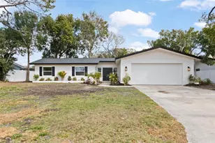 1331 Viewtop Dr, Clearwater, FL 33764 - Photo 1