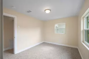 1331 Viewtop Dr, Clearwater, FL 33764 - Photo 27