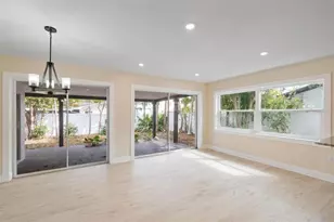 1331 Viewtop Dr, Clearwater, FL 33764 - Photo 19