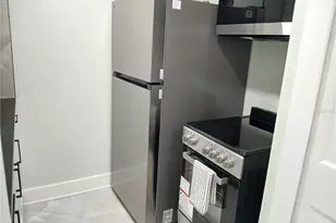 4129 Dolphin Dr, Tampa, FL 33617 - Photo 13