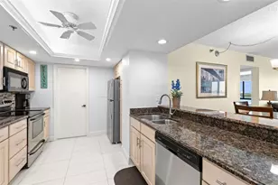 6287 Bahia Del Mar Cir, Saint Petersburg, FL 33715 - Photo 5