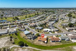 607 Fox Hills Dr, Sun City Center, FL 33573 - Photo 41