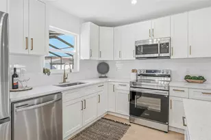 6529 S West Shore Circle, Tampa, FL 33616 - Photo 15