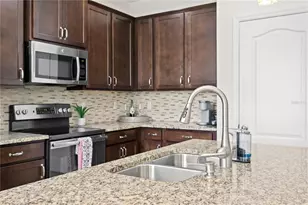 610 53rd Ave N, Saint Petersburg, FL 33703 - Photo 11