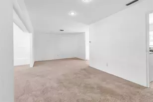 13963 Trinidad Dr, Seminole, FL 33776 - Photo 21