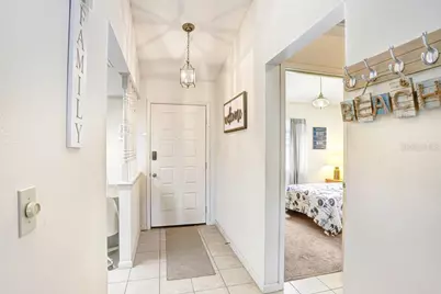 38429 Cottonwood Place, Zephyrhills, FL 33542 - Photo 7