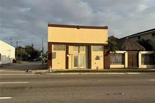 1001 Manatee Ave E, Bradenton, FL 34208 - Photo 1