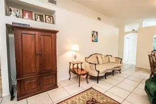 10602 Navigation Dr, Riverview, FL 33579 - Photo 5