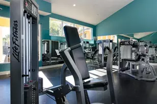 5754 Baywater Dr, Tampa, FL 33615 - Photo 37