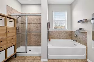 808 Bronze Bush Ct, Plant City, FL 33566 - Photo 25