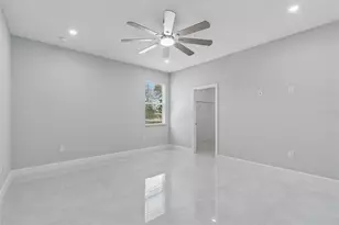 6018 Newmark St, Spring Hill, FL 34606 - Photo 15
