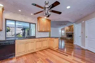 610 Chancellar Dr, Lutz, FL 33548 - Photo 27