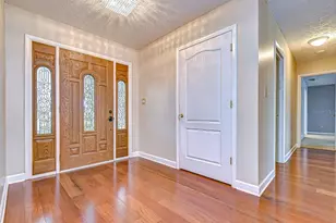 610 Chancellar Dr, Lutz, FL 33548 - Photo 21