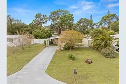 1713 59th Street S, Gulfport, FL 33707 - Photo 3