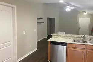 8411 Deer Chase Dr, Riverview, FL 33578 - Photo 7