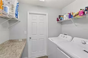 134 Eagle Summit Dr, Ruskin, FL 33570 - Photo 17