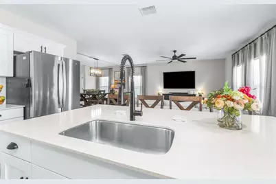 7538 Wallflower Trail, Wesley Chapel, FL 33545 - Photo 13
