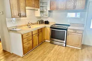 7901 N 40th Ave N, Saint Petersburg, FL 33709 - Photo 9