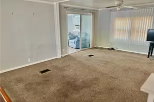 7901 N 40th Ave N, Saint Petersburg, FL 33709 - Photo 7