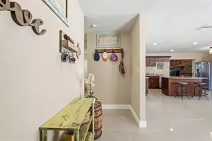 7806 N Albany Ave, Tampa, FL 33604 - Photo 7