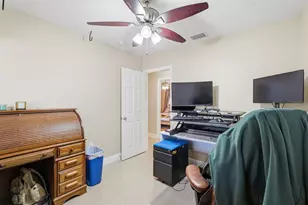 7806 N Albany Ave, Tampa, FL 33604 - Photo 27