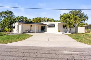 402 161st Ave, Redington Beach, FL 33708 - Photo 43