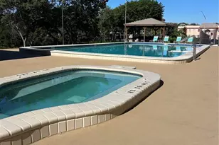 7050 Sunset Dr S, South Pasadena, FL 33707 - Photo 19