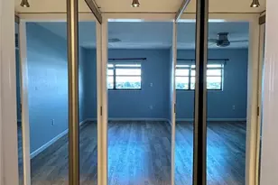 7050 Sunset Dr S, South Pasadena, FL 33707 - Photo 11