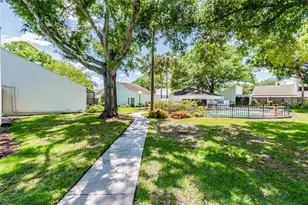 14135 Cypress Cir, Tampa, FL 33618 - Photo 47