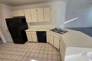 10441 Deepbrook Dr, Riverview, FL 33569 - Photo 3