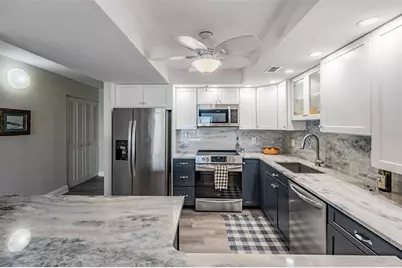 855 Bayway Boulevard #903, Clearwater Beach, FL 33767 - Photo 11