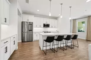 30008 Vienna Woods Ln, Wesley Chapel, FL 33545 - Photo 11