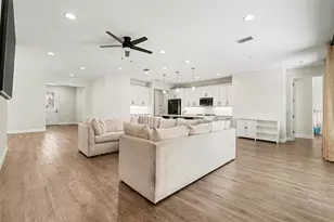 30008 Vienna Woods Ln, Wesley Chapel, FL 33545 - Photo 7