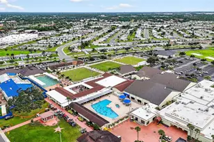 2447 E Del Webb Blvd, Sun City Center, FL 33573 - Photo 33